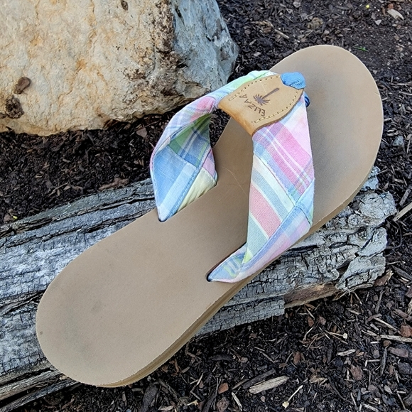 ELIZA B. ♡ Super-Sweet 'n Cute Pastel Plaid 'n Leather Flip Flop Thong Sandals 5 - Picture 11 of 17